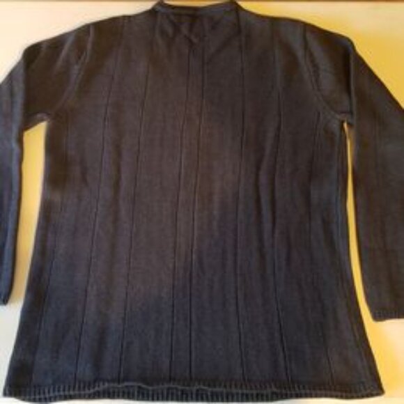 Two Tommy Hilfiger Men's Sweaters and 1 Prefab sweater (sold together) - Picture 7 of 10